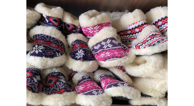 Тапочки з вовни